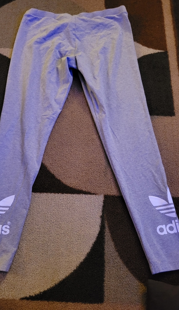 Adidas leggings